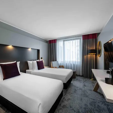 Ramada By Wyndham Essen Hotel Exterior photo