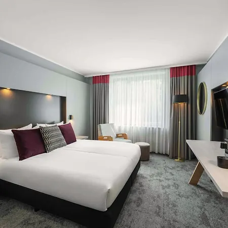 Ramada By Wyndham Essen Hotel Exterior photo