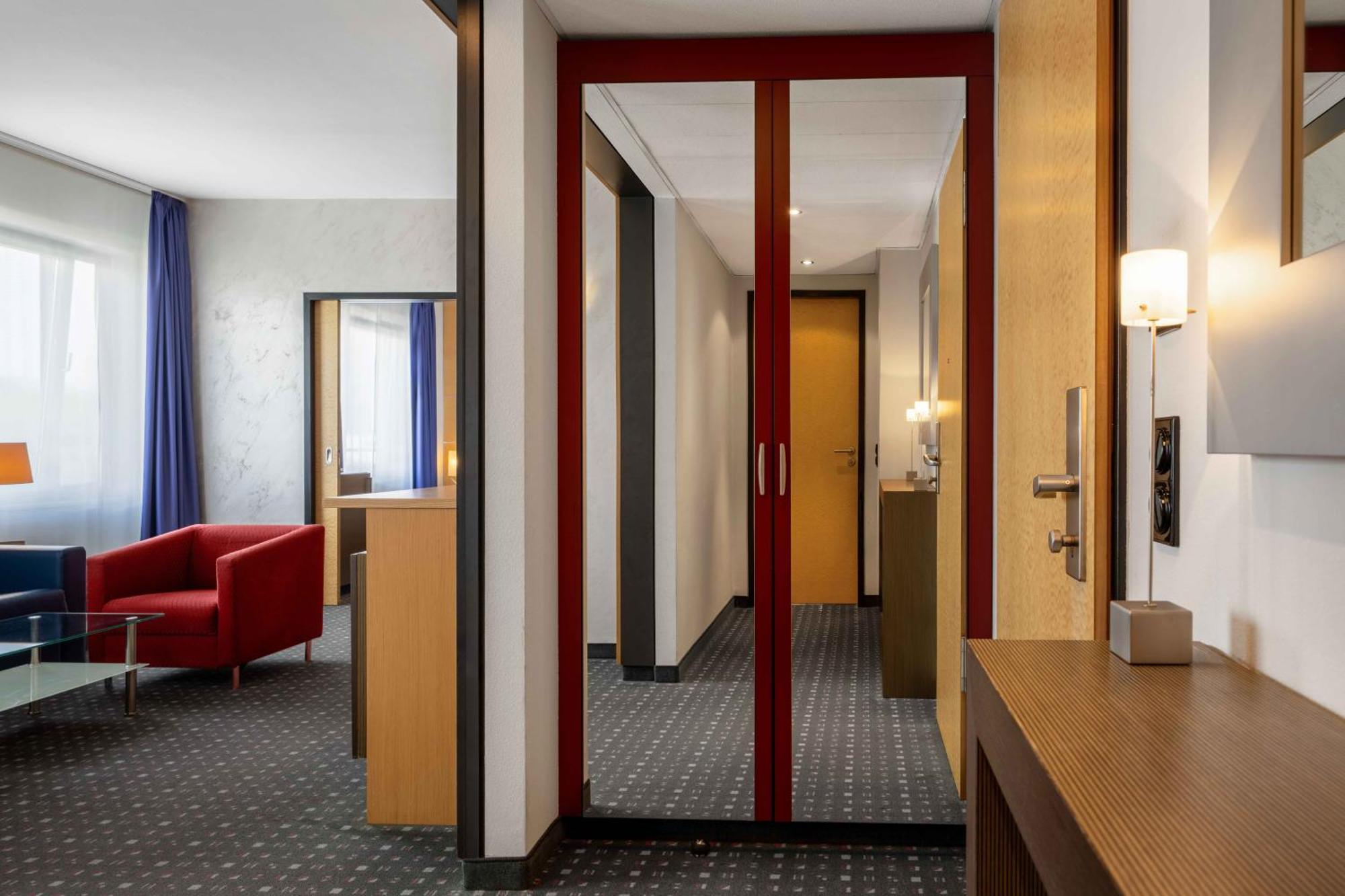 Ramada By Wyndham