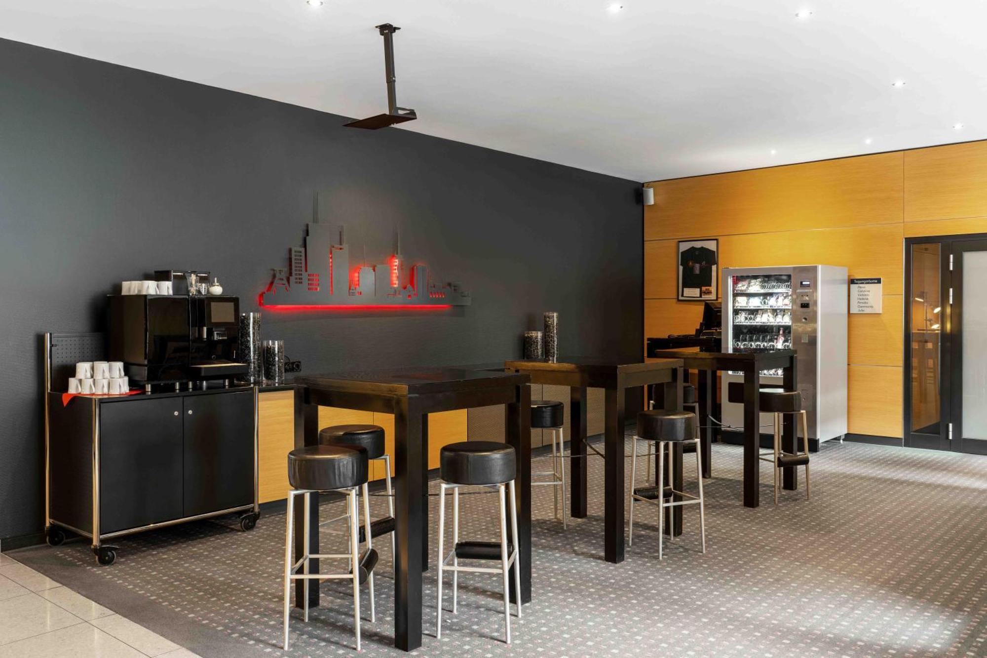Ramada By Wyndham Hotel 4*