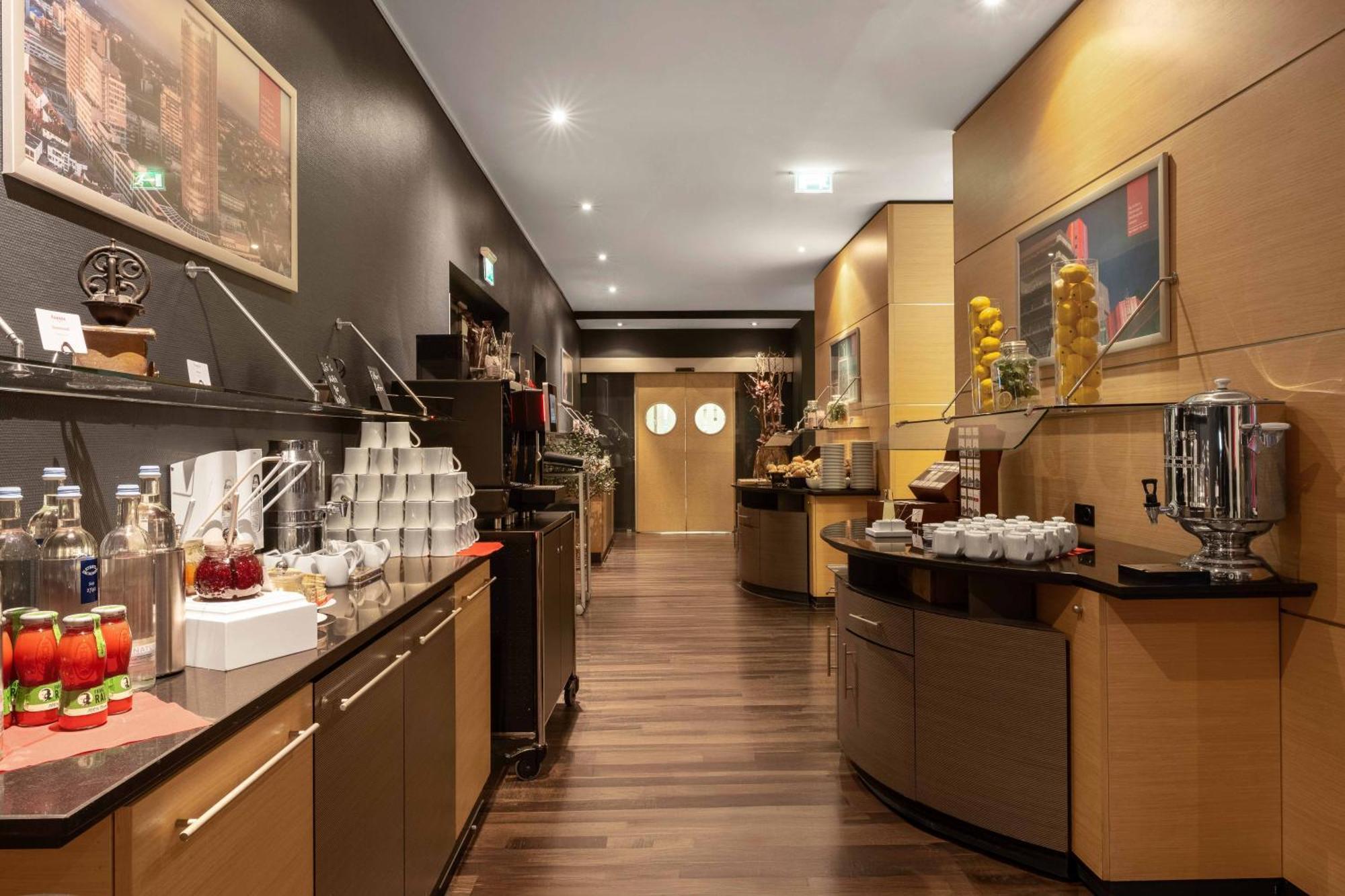 Ramada By Wyndham